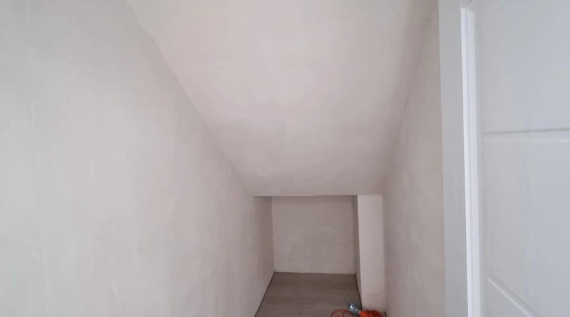 Oferta Casa, 7 camere , 230 mp, Valea Adanca, de vanzare,  5 drumuri imagine 4