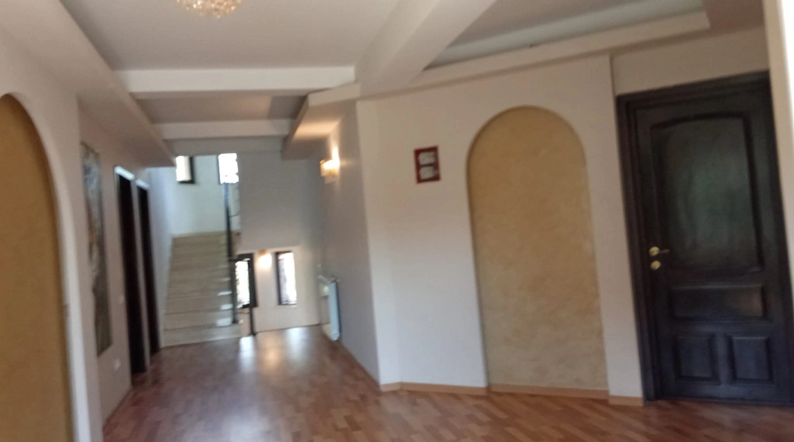 Oferta Bucium casa 280 mp, 8 camere, de vanzare,  dupa restauranu Onix imagine 14