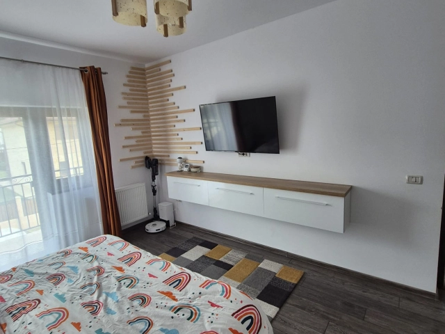 Apartament 4 camere - Valea Lupului