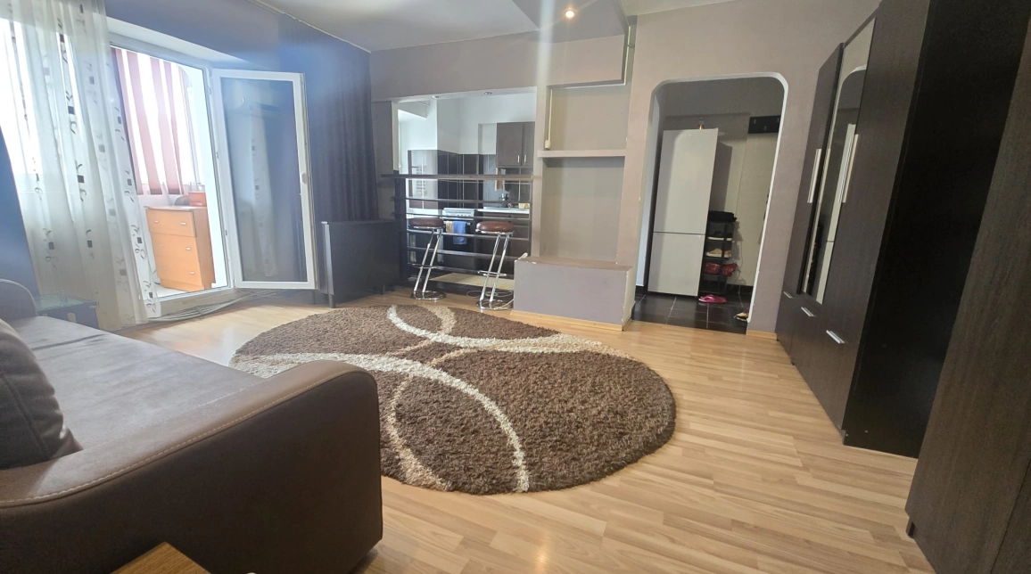 Oferta De inchiriat apartament, 1 camera, open-space, 40 mp, Nicolina,  Biserica Catolica imagine 1