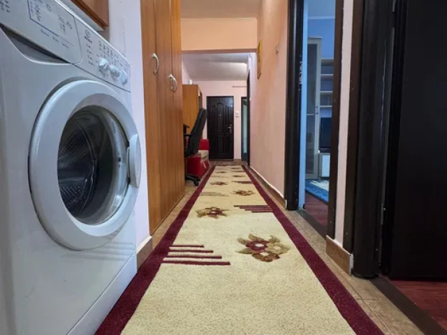 2 camere,  decomandat,  55 mp, de inchiriat apartament in zona Pacurari,  (Pizza Smile) 162178