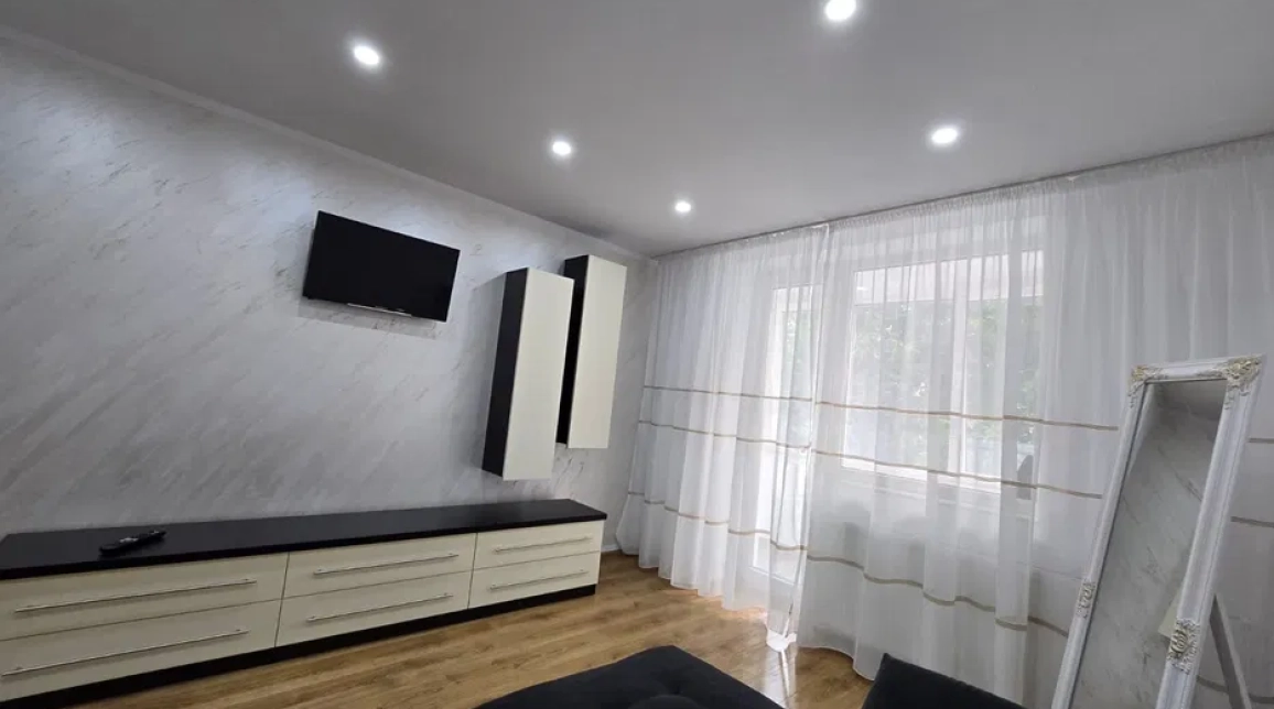 Oferta 2 camere, decomandat, 62 mp, de inchiriat apartament in zona Maratei,  Scoala Nr.2 imagine 4