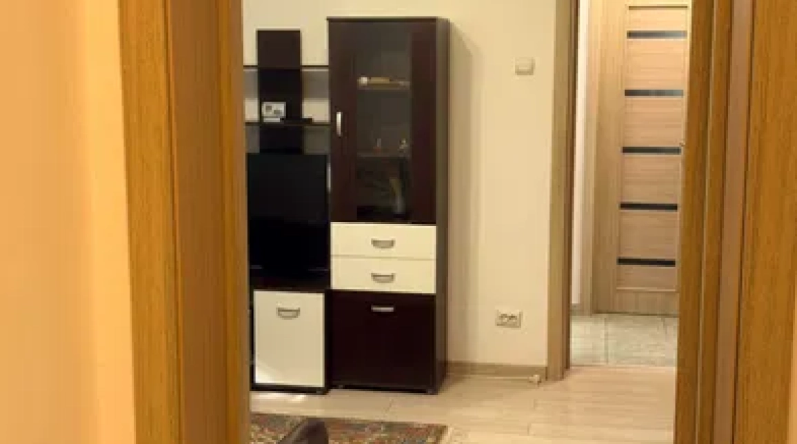 Oferta Apartament de inchiriat, 2 camere, semidecomandat, 44 mp, Tatarasi,  Flora imagine 6