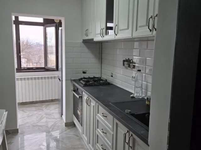 Apartament 2 camere - Podul de Fier
