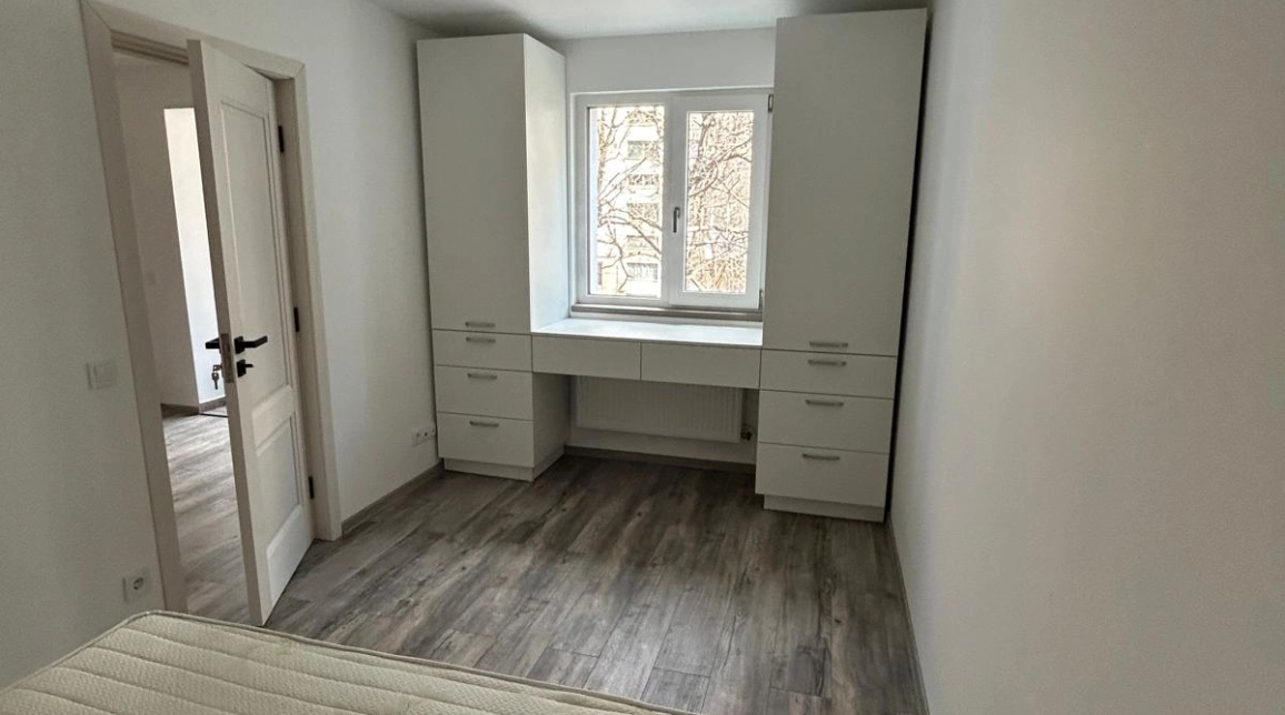 Oferta Apartament de vanzare, 2 camere, nedecomandat, 38 mp, Alexandru cel Bun,  Liceul Miron Costin imagine 8