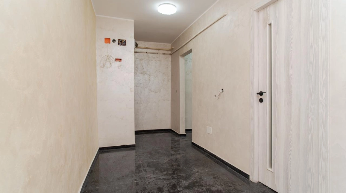 Oferta Apartament de vanzare, 2 camere, nedecomandat, 50 mp, Tudor Vladimirescu,  Bld Tudor Vladimirescu imagine 2