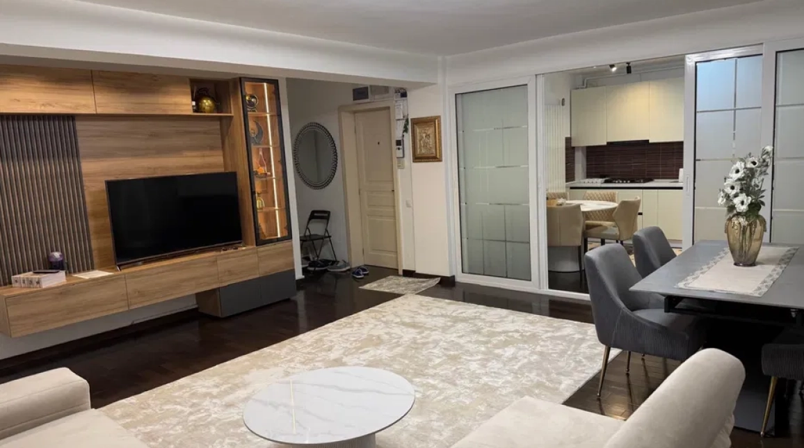 Oferta 3 camere, semidecomandat, 92 mp, de vanzare apartament in zona Calea Romanului imagine 2