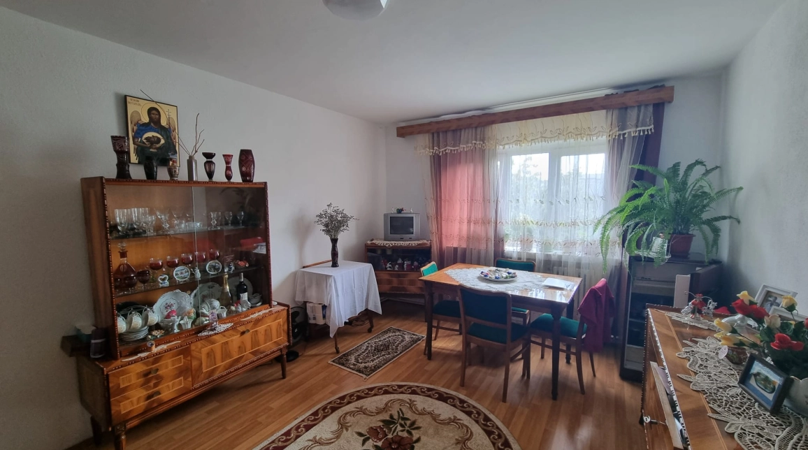 Oferta De vanzare apartament, 3 camere, decomandat, 72 mp, Nicolina,  LIDL imagine 2