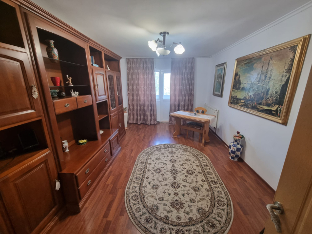 Tudor Vladimirescu apartament  55 mp, 2 camere,  decomandat, de vanzare,  (Iulius Mall ) 163274
