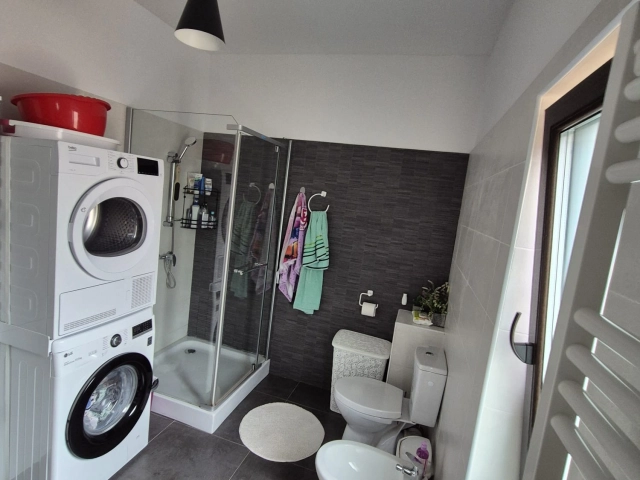 Apartament 4 camere - Valea Lupului