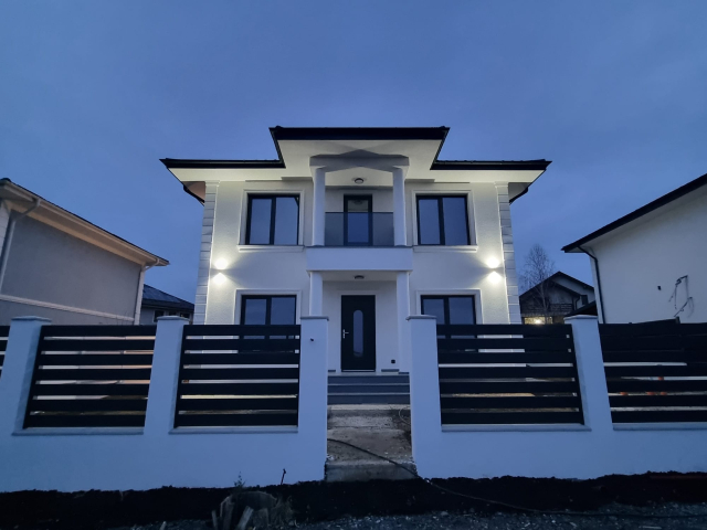 Vila, 4 camere, 120mp, Visani, de vanzare,  (Str Regina Maria) 157716