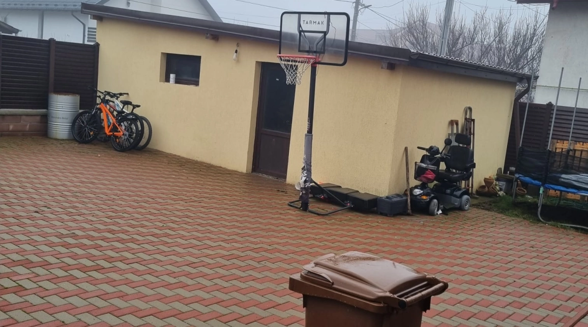 Oferta Casa de vanzare, 4 camere, 200 mp, Miroslava,  in spate la la Family Market imagine 8