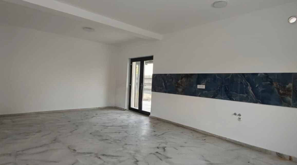 Oferta Valea Lupului casa 96 mp, 4 camere, de vanzare,  Mega Image imagine 3