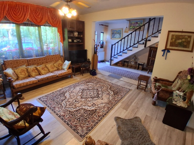 Apartament 4 camere - Popas Pacurari