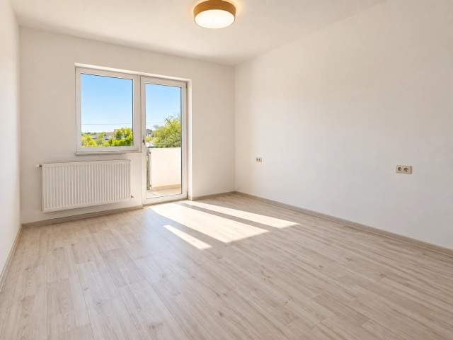 Apartament 4 camere - Bucium