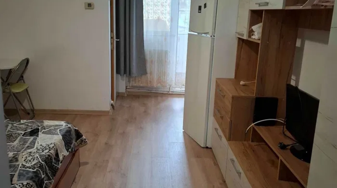 Oferta Apartament, 1 camera semidecomandat, 26 mp, Tudor Vladimirescu, de inchiriat,  Iulius Mall imagine 1