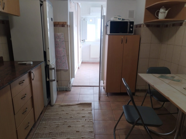 Apartament 2 camere - Centru