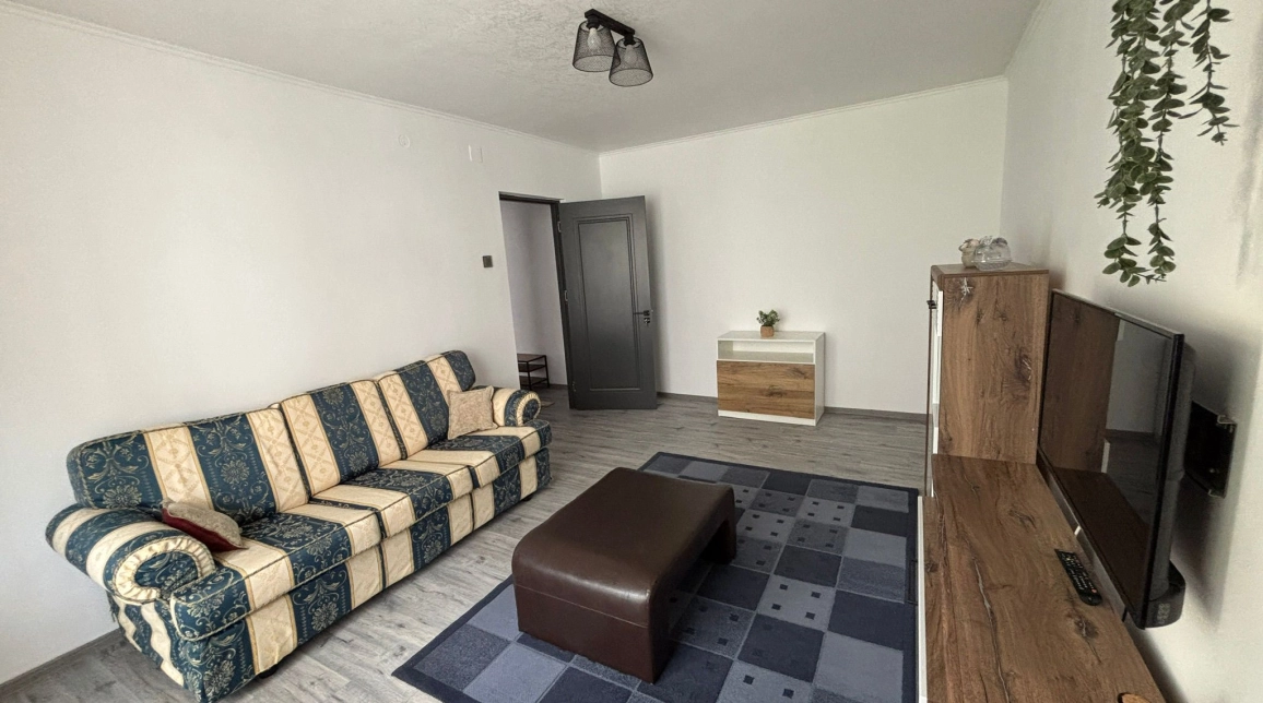 Oferta Apartament, 2 camere decomandat, 55 mp, Precista, de inchiriat,  Piata Bistrita / Scoala nr 10 imagine 3