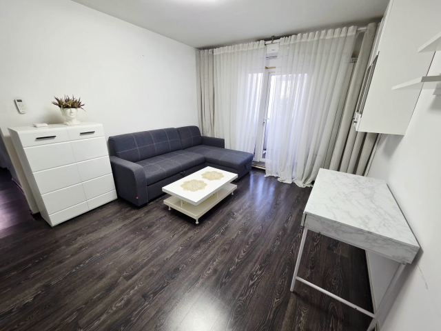De vanzare apartament, 3 camere,  semidecomandat,  54 mp, Dacia,  (Zimbru) 162672