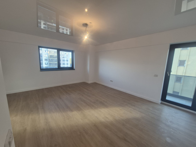 Apartament nou, 3 camere  decomandat,  96 mp, Nicolina, de vanzare,  (Rond Vechi) 163516