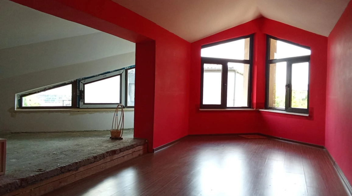 Oferta Bucium casa 280 mp, 8 camere, de vanzare,  dupa restauranu Onix imagine 12