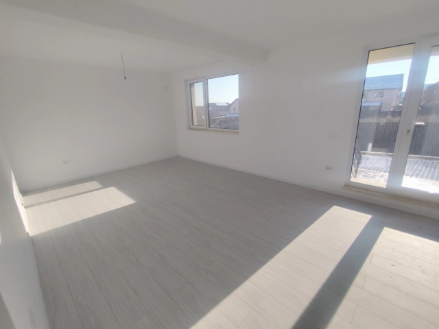 Apartament 4 camere - Popas Pacurari