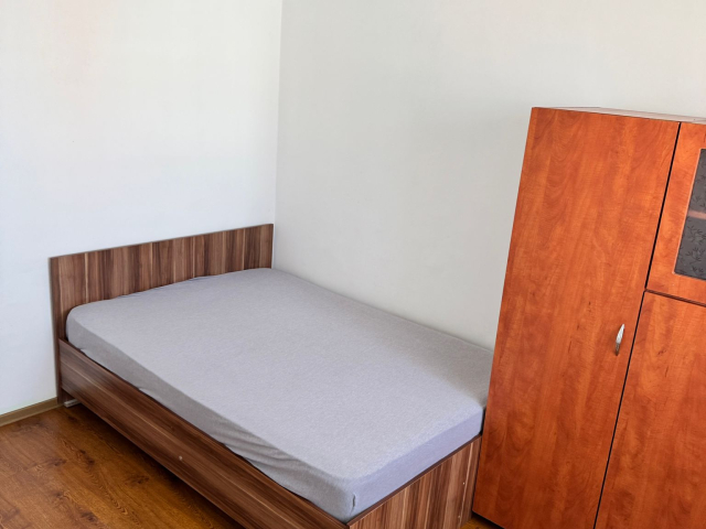 Podu Ros apartament  65 mp, 3 camere,  semidecomandat, de inchiriat,  (Colegiul National Biolog Emil Racovita ) 161834