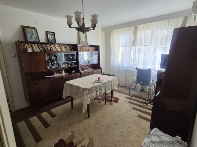 De vanzare apartament, 2 camere,  semidecomandat,  52 mp, Centru,  (Piata Unirii) 161807