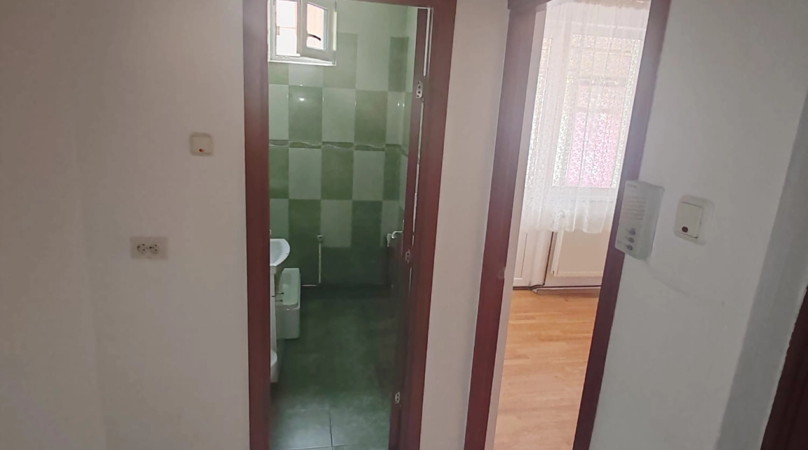 Oferta Darmanesti apartament 50 mp, 2 camere, decomandat, de vanzare,  Macrina imagine 5