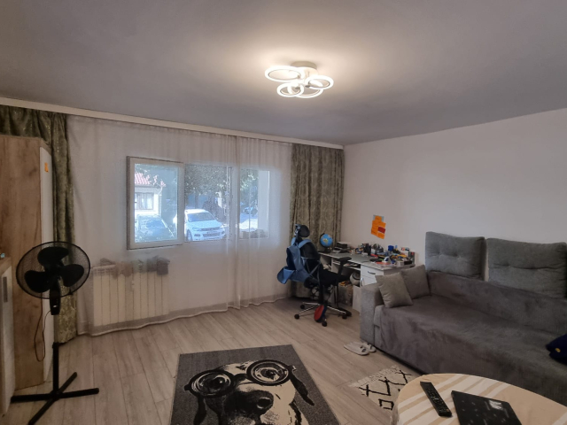 Apartament, 2 camere  decomandat,  50 mp, Nicolina, de vanzare,  (Belvedere) 163261