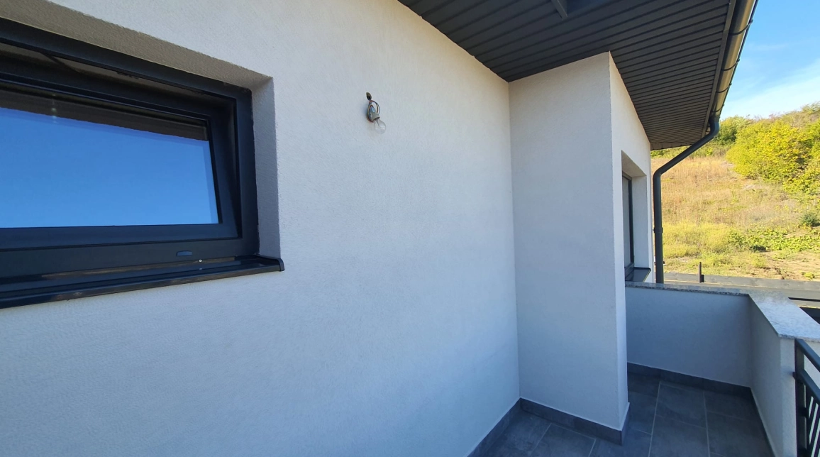 Oferta Casa, 4 camere , 117 mp, Bucium, de vanzare,  Visani la strada principala la 3min de Mall Family imagine 15