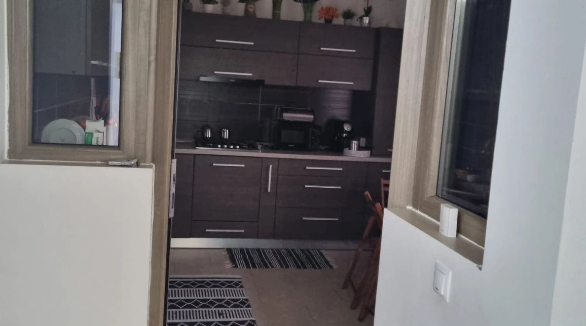 Oferta Casa de vanzare, 4 camere, 200 mp, Miroslava,  in spate la la Family Market imagine 6