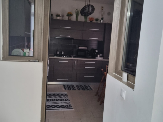 Vila de vanzare, 4 camere,  200mp, Miroslava,  (in spate la la Family Market) 161215