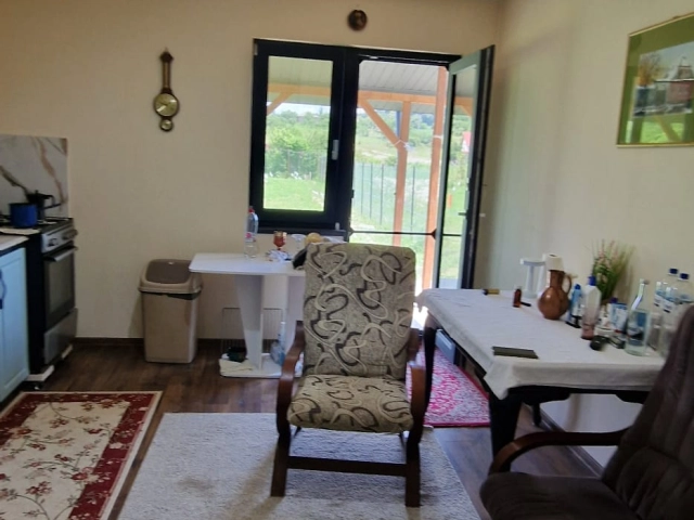 Apartament 3 camere - Semicentral