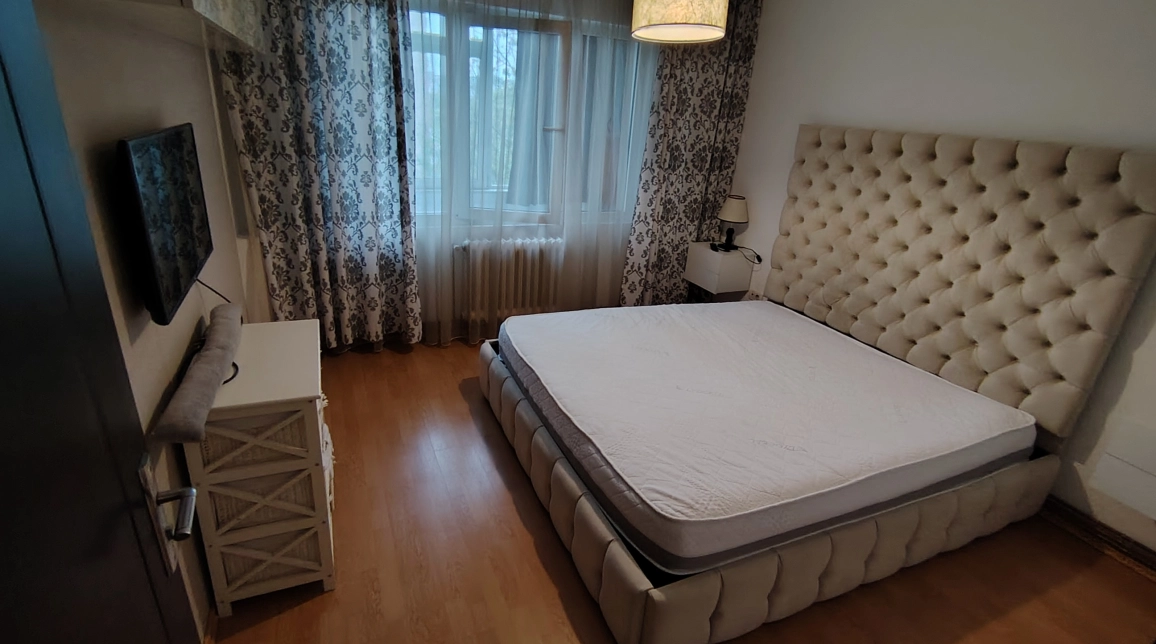 Oferta Apartament, 3 camere semidecomandat, 62 mp, Podu Ros, de inchiriat,  Liceul Cantemir imagine 9