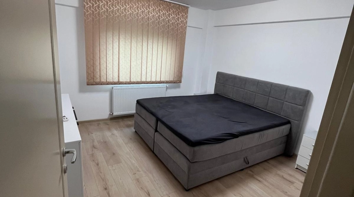 Oferta De inchiriat apartament nou, 3 camere, decomandat, 70 mp, Valea Adanca,  Str Pepinierii imagine 1