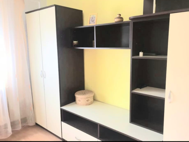 3 camere,  decomandat,  70 mp, de inchiriat apartament in zona Alexandru cel Bun,  (Parcul Voievozilor) 162448