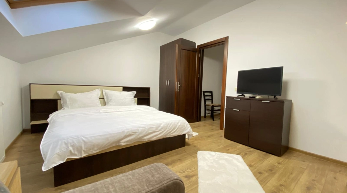 Oferta Apartament, 3 camere duplex, 72 mp, Central, de inchiriat,  PalasMall imagine 10