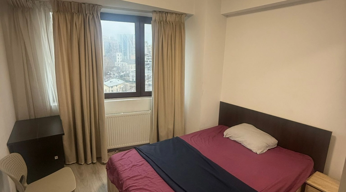 Oferta Apartament de vanzare, 3 camere, open-space, 54 mp, Central,  PALAS MALL imagine 1