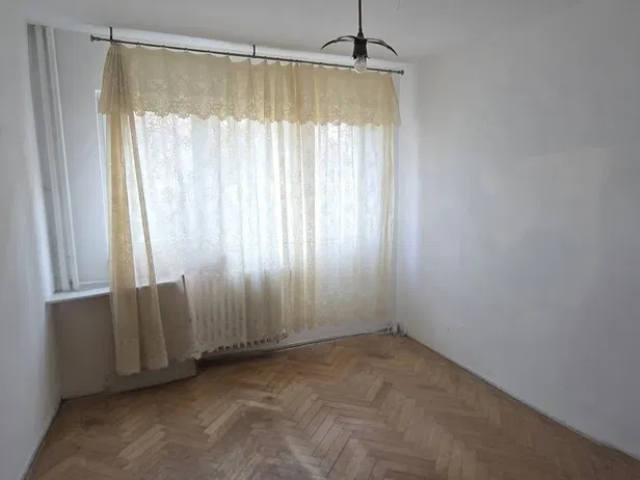 2 camere,  decomandat,  54 mp, de vanzare apartament in zona Tatarasi,  (Flora) 162103