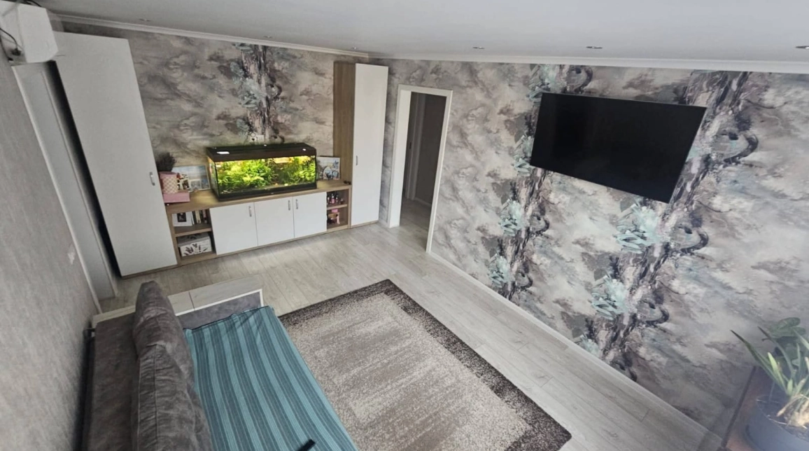 Oferta Apartament, 3 camere semidecomandat, 72 mp, Tatarasi, de vanzare,  Liceul Alexandru Ioan Cuza imagine 3