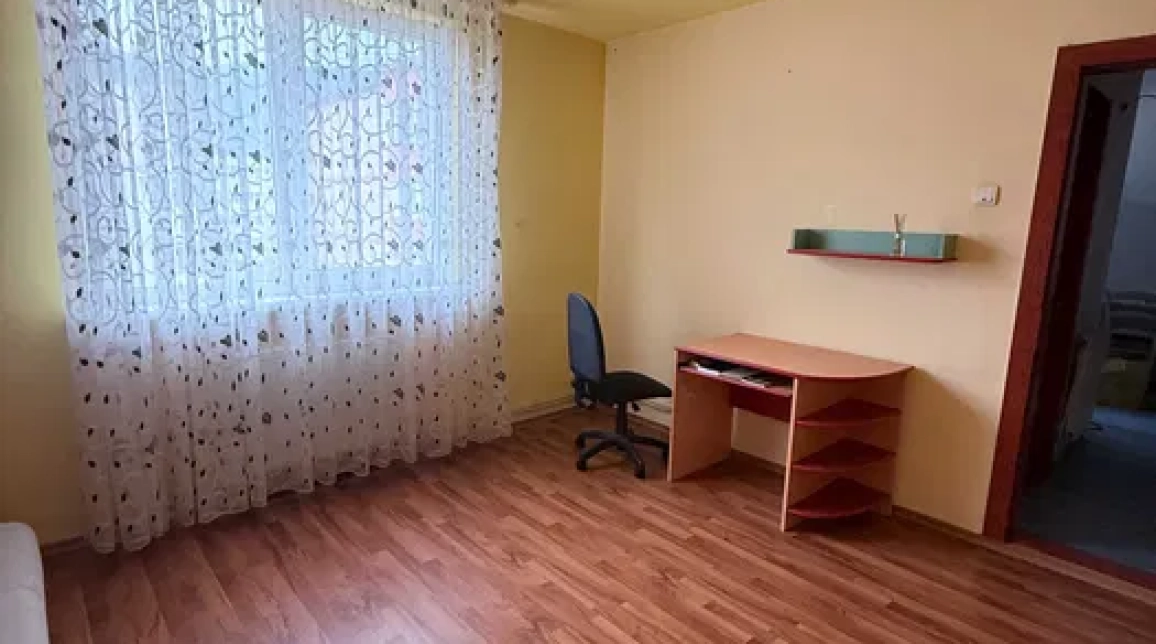 Oferta Apartament, 2 camere decomandat, 52 mp, Precista, de vanzare,  Careffour / Mare e Monte imagine 1