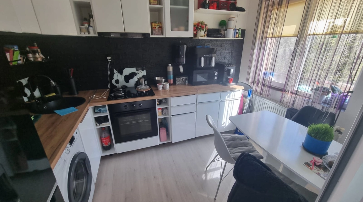 Oferta De vanzare casa, 6 camere, 135 mp, Tatarasi,  Cartier Aviatie imagine 4