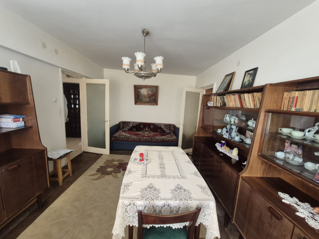 De vanzare apartament, 2 camere,  semidecomandat,  52 mp, Centru,  (Piata Unirii) 161807