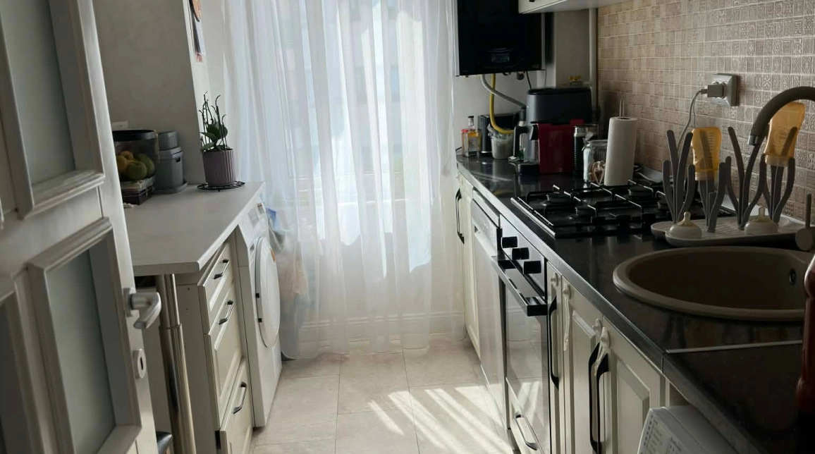 Oferta Apartament de vanzare, 2 camere, decomandat, 65 mp, Copou,  Royal Town imagine 9