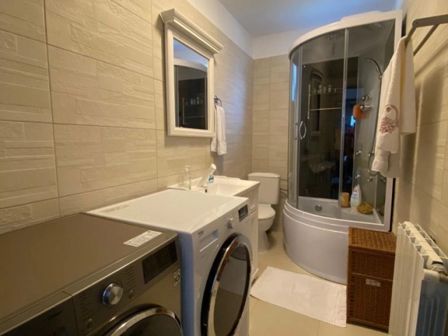 Apartament 4 camere - Valea Lupului