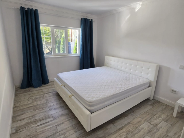 Apartament 3 camere - Lunca Cetatuii