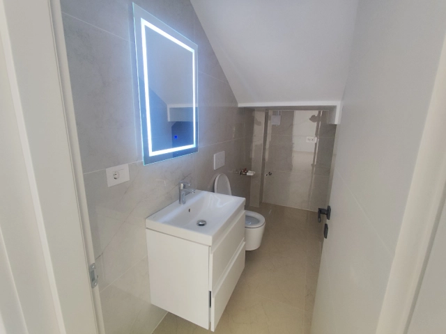 Apartament 4 camere - Popas Pacurari