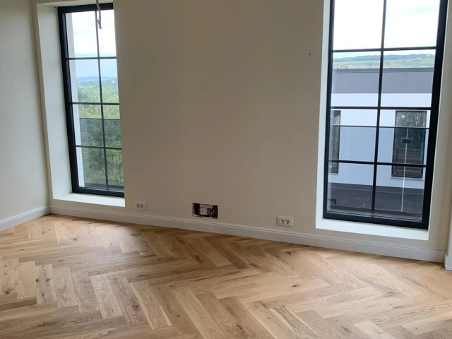 Apartament 5 camere - Rediu