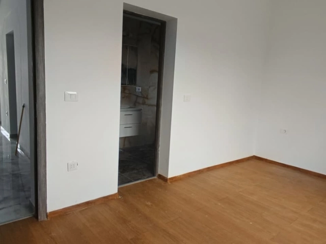 Apartament 4 camere - Popas Pacurari